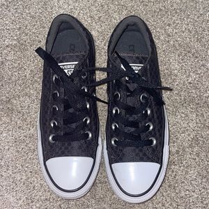 brand new black low top converse